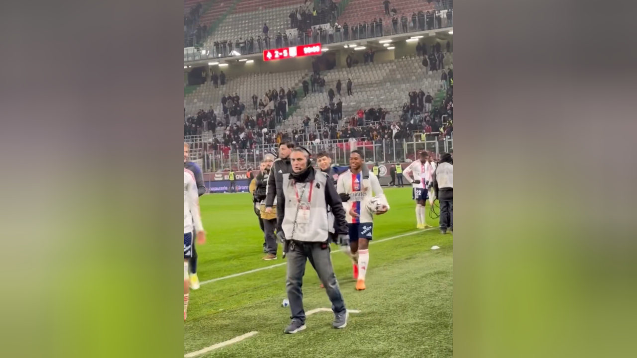 英雄联盟台服官网-包含赛前法甲焦点战；里昂刷新队史纪录；气氛紧张；团队化学反应显著的词条