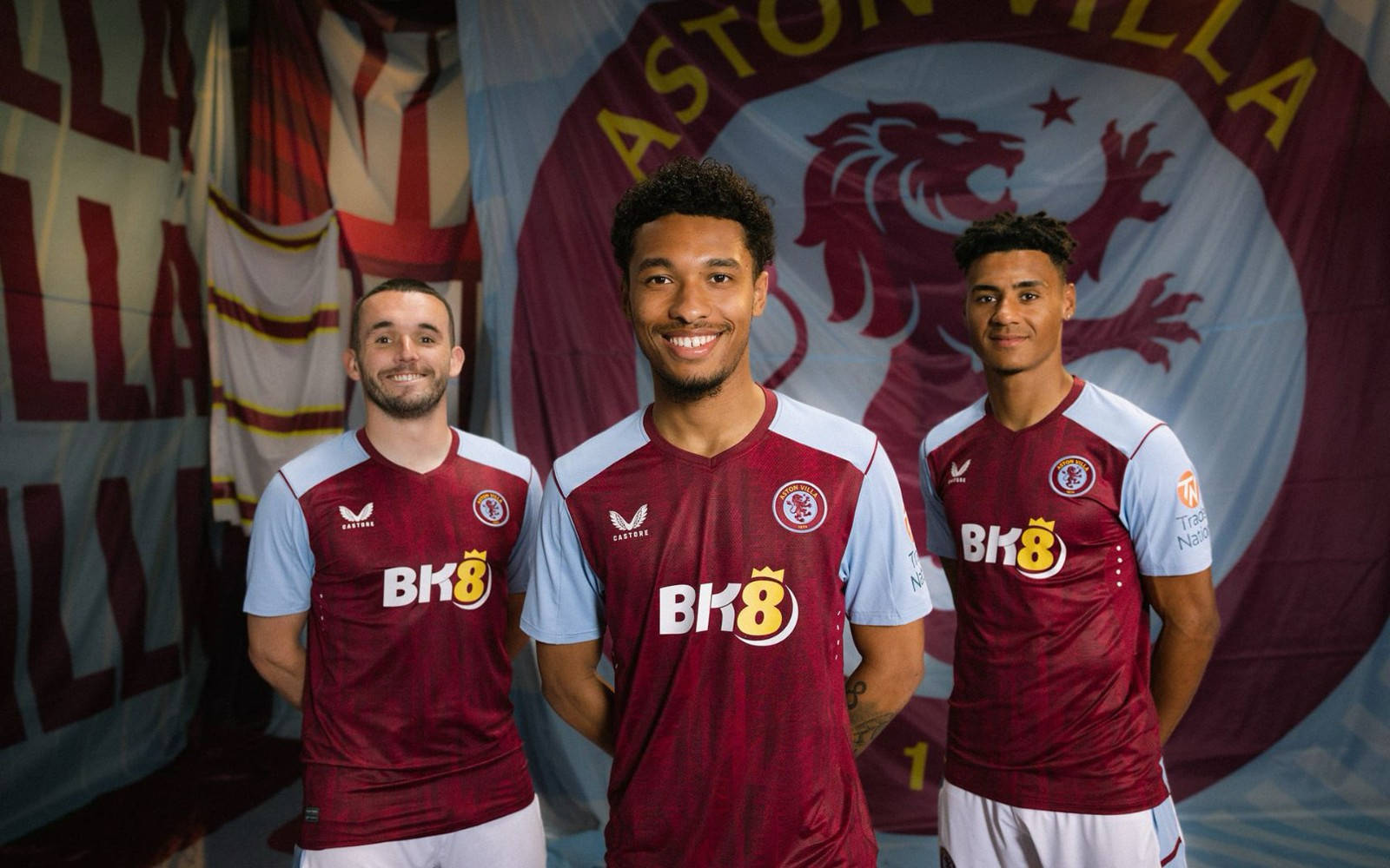 英雄联盟S15赛制-包含阿斯顿维拉发布备战花絮，赛前完成体检，英超任务艰巨，更衣室氛围转暖的词条